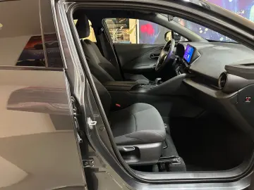 C-HR Hybrid FWD Team Deutschland