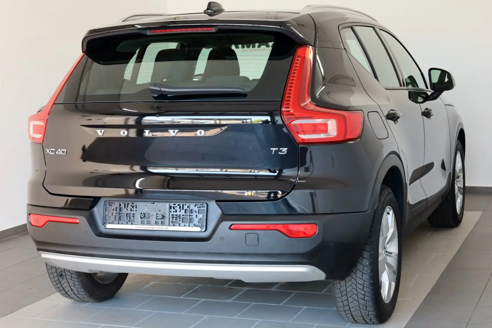 XC40 T3 Momentum Pro, Navi, LED, DAB, PDC