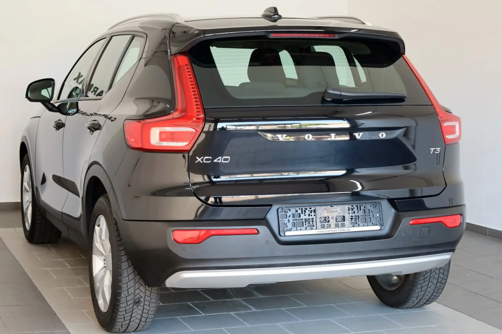XC40 T3 Momentum Pro, Navi, LED, DAB, PDC