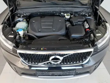 XC40 T3 Momentum Pro, Navi, LED, DAB, PDC