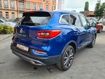 Kadjar BOSE 1.3 TCe 140 GPF AUTOMATIK +NAVI/LED!