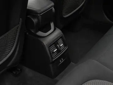 X1 xD25e Parkassist DAB LED Geschwindigkeitsreg