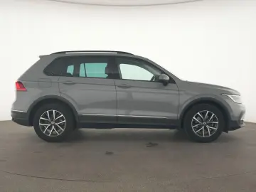 Tiguan Life LED|Kamera|ACC|Navi|SHZ|Komfortsitze