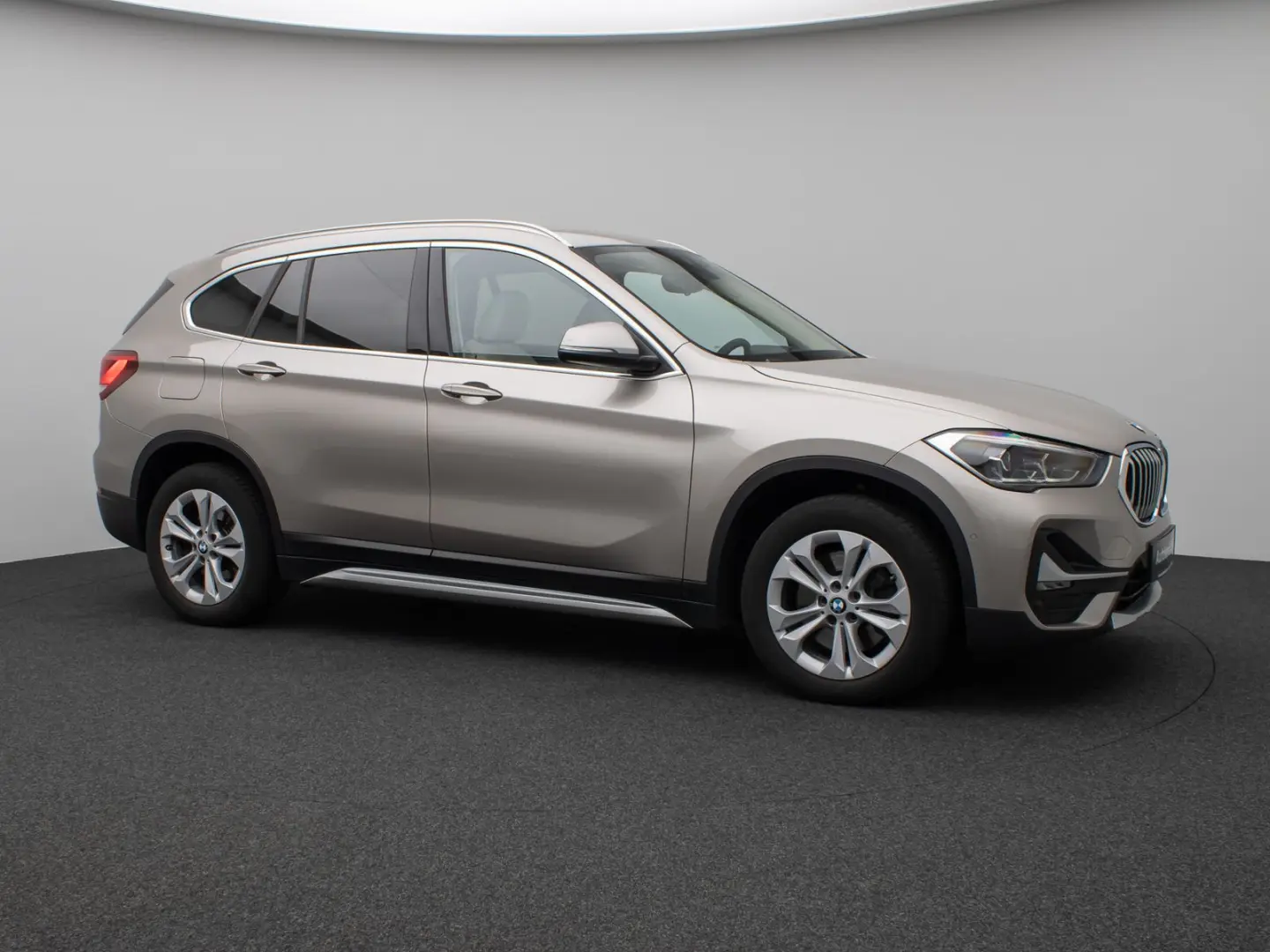 X1 xD25d xLine H/K DAB Parkassis AHK Alarm Sport