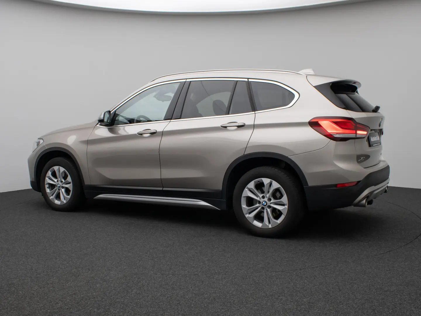 X1 xD25d xLine H/K DAB Parkassis AHK Alarm Sport