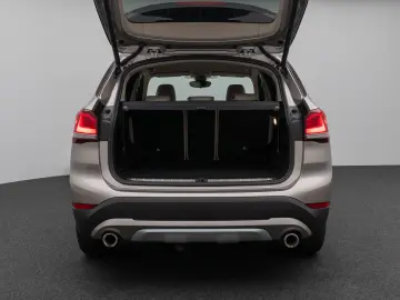 X1 xD25d xLine H/K DAB Parkassis AHK Alarm Sport