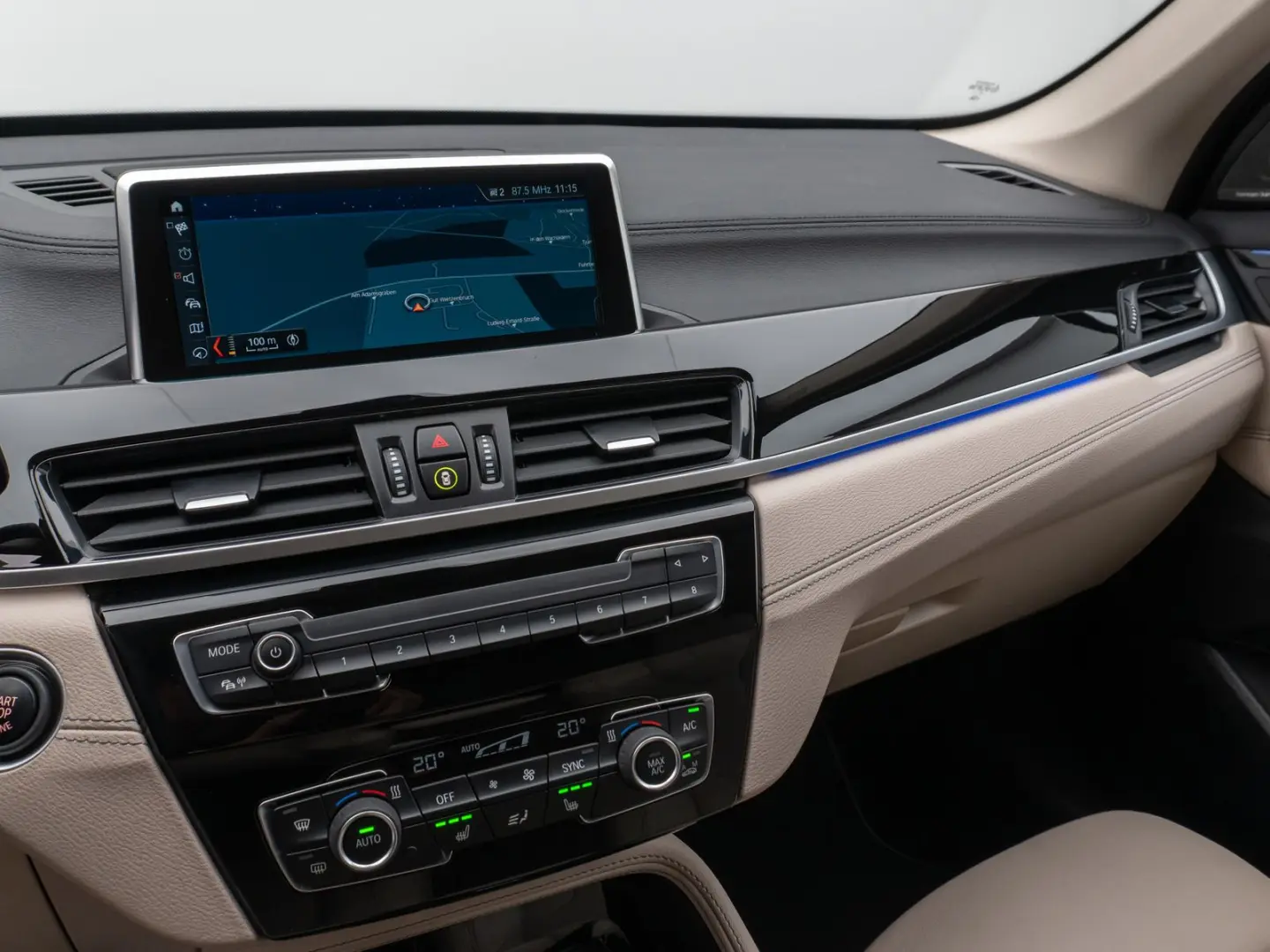 X1 xD25d xLine H/K DAB Parkassis AHK Alarm Sport