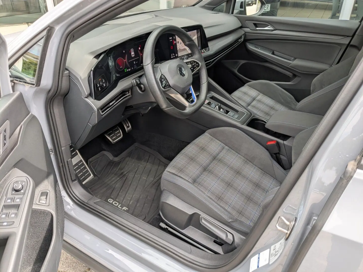 Golf GTE eHybrid1.4 TSI DSG*LED*Navi*ACC*Kamera*