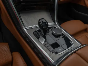 M850i xD GC Panorama 360°DAB H/K SoftCl 20Zoll