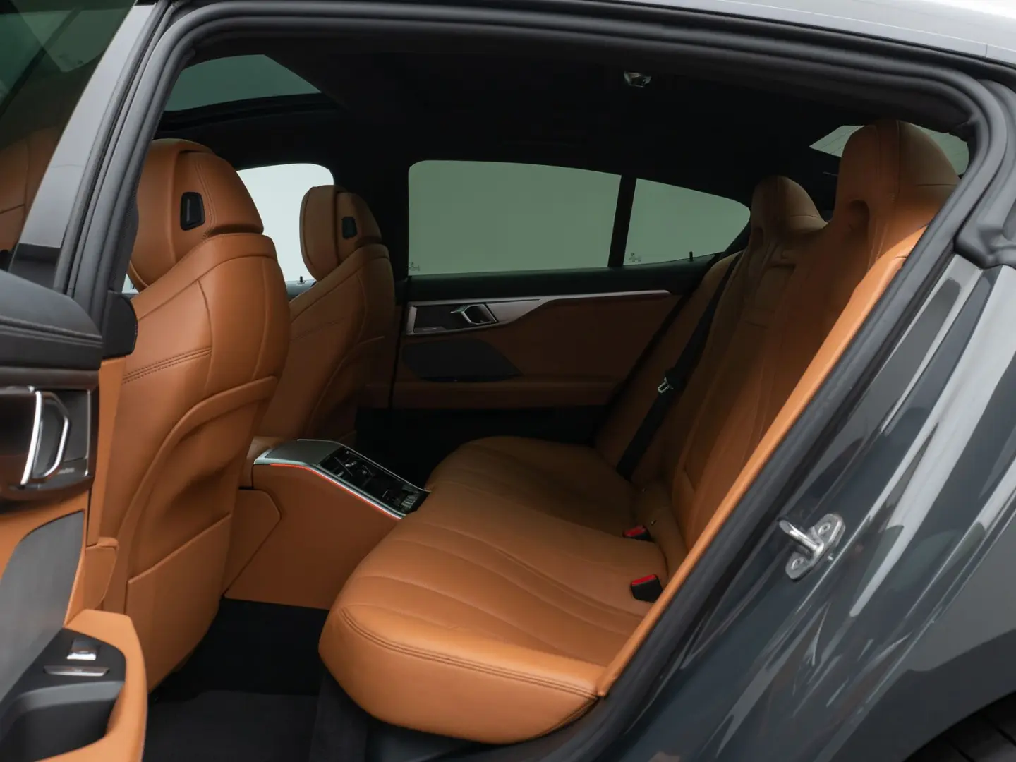 M850i xD GC Panorama 360°DAB H/K SoftCl 20Zoll