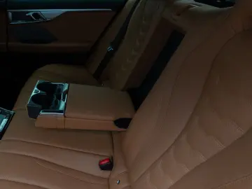 M850i xD GC Panorama 360°DAB H/K SoftCl 20Zoll