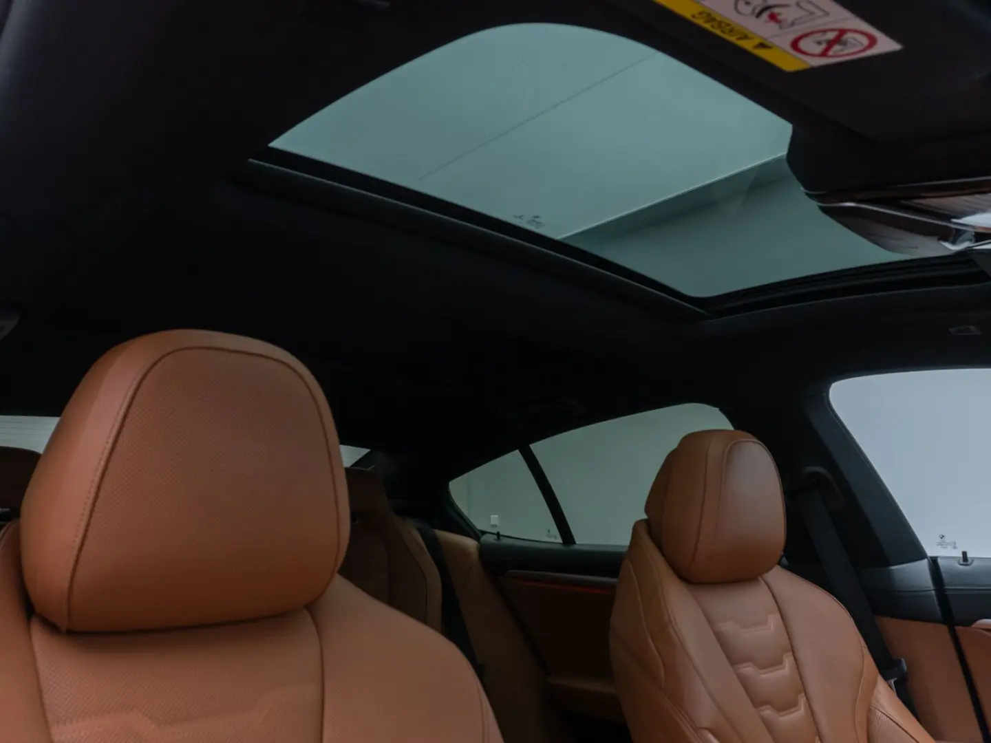 M850i xD GC Panorama 360°DAB H/K SoftCl 20Zoll