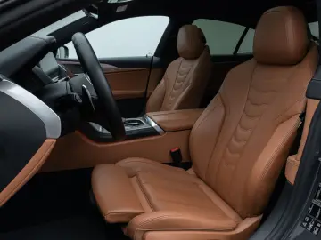 M850i xD GC Panorama 360°DAB H/K SoftCl 20Zoll