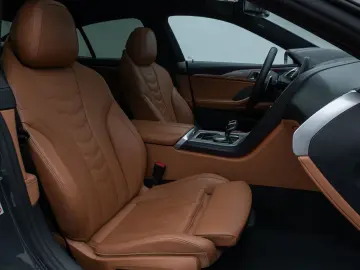 M850i xD GC Panorama 360°DAB H/K SoftCl 20Zoll