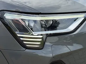 e-tron S line black 50 quattro AHK NAV HEAD KAM