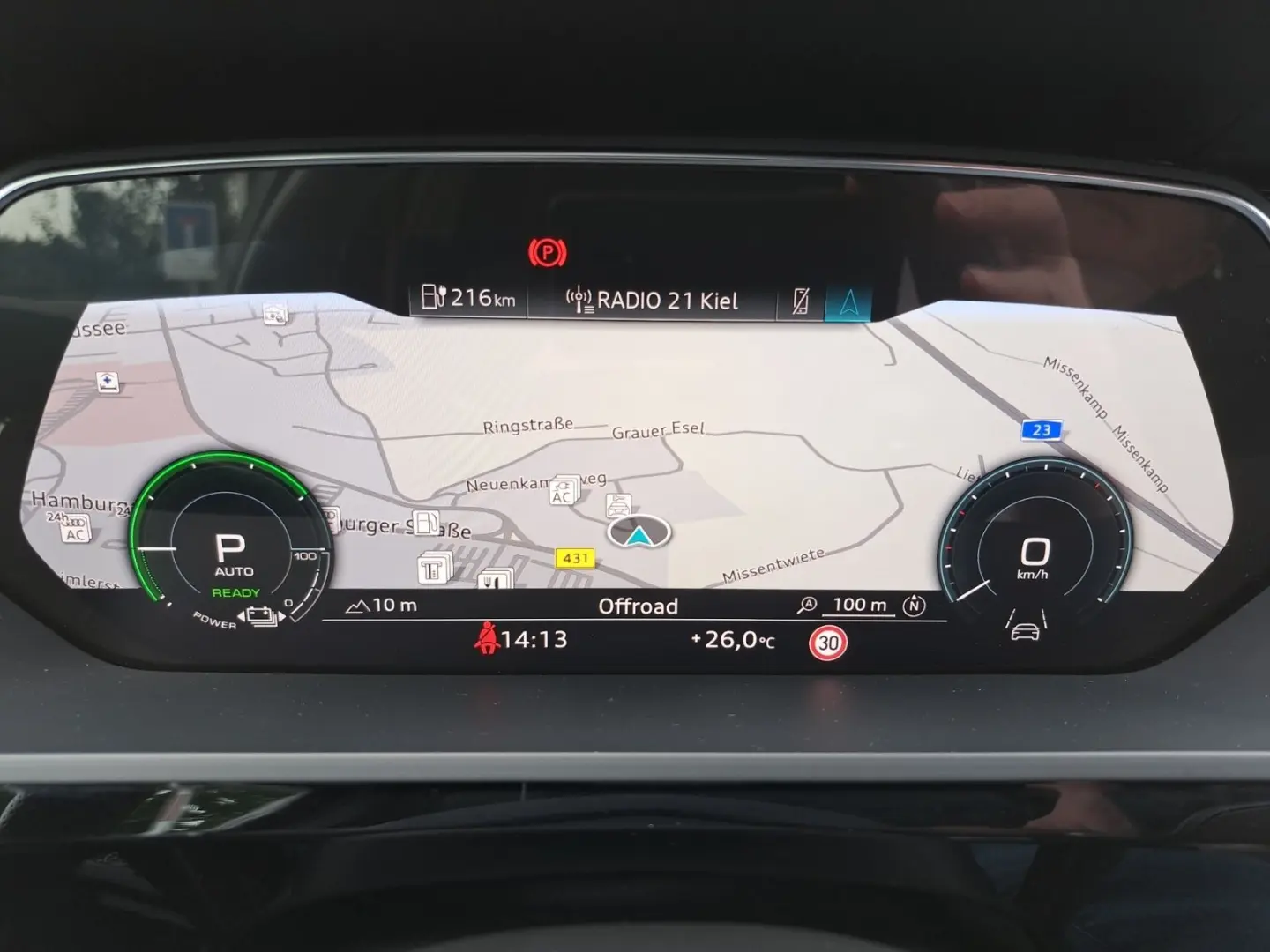 e-tron S line black 50 quattro AHK NAV HEAD KAM