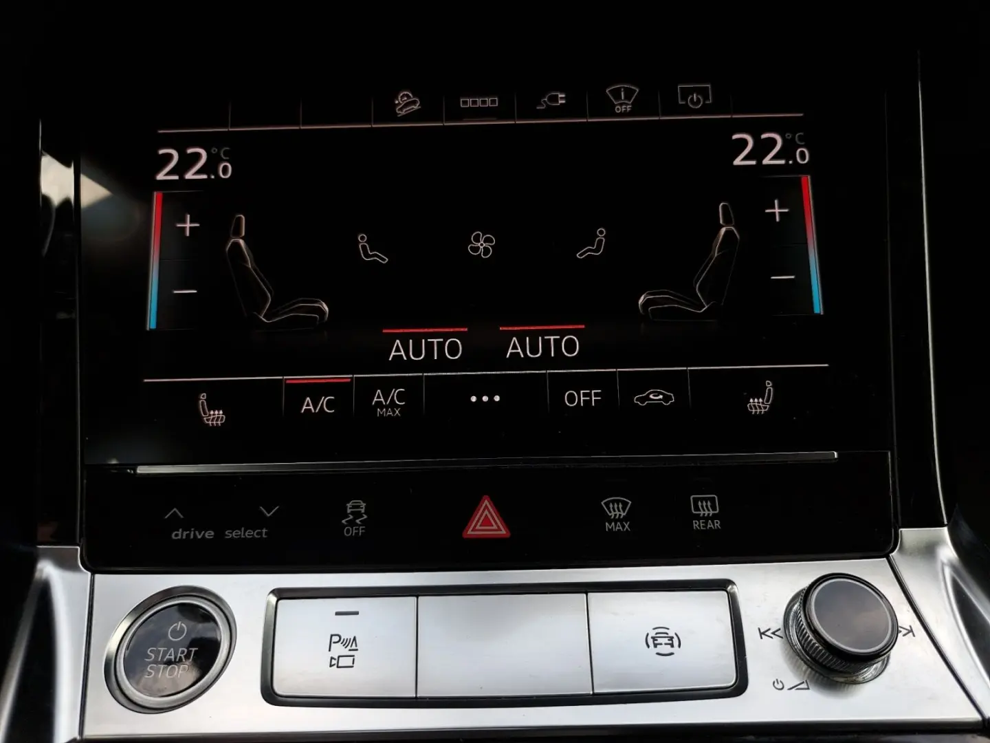 e-tron S line black 50 quattro AHK NAV HEAD KAM