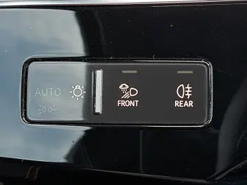 e-tron S line black 50 quattro AHK NAV HEAD KAM