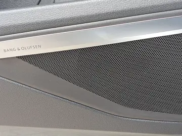 e-tron S line black 50 quattro AHK NAV HEAD KAM