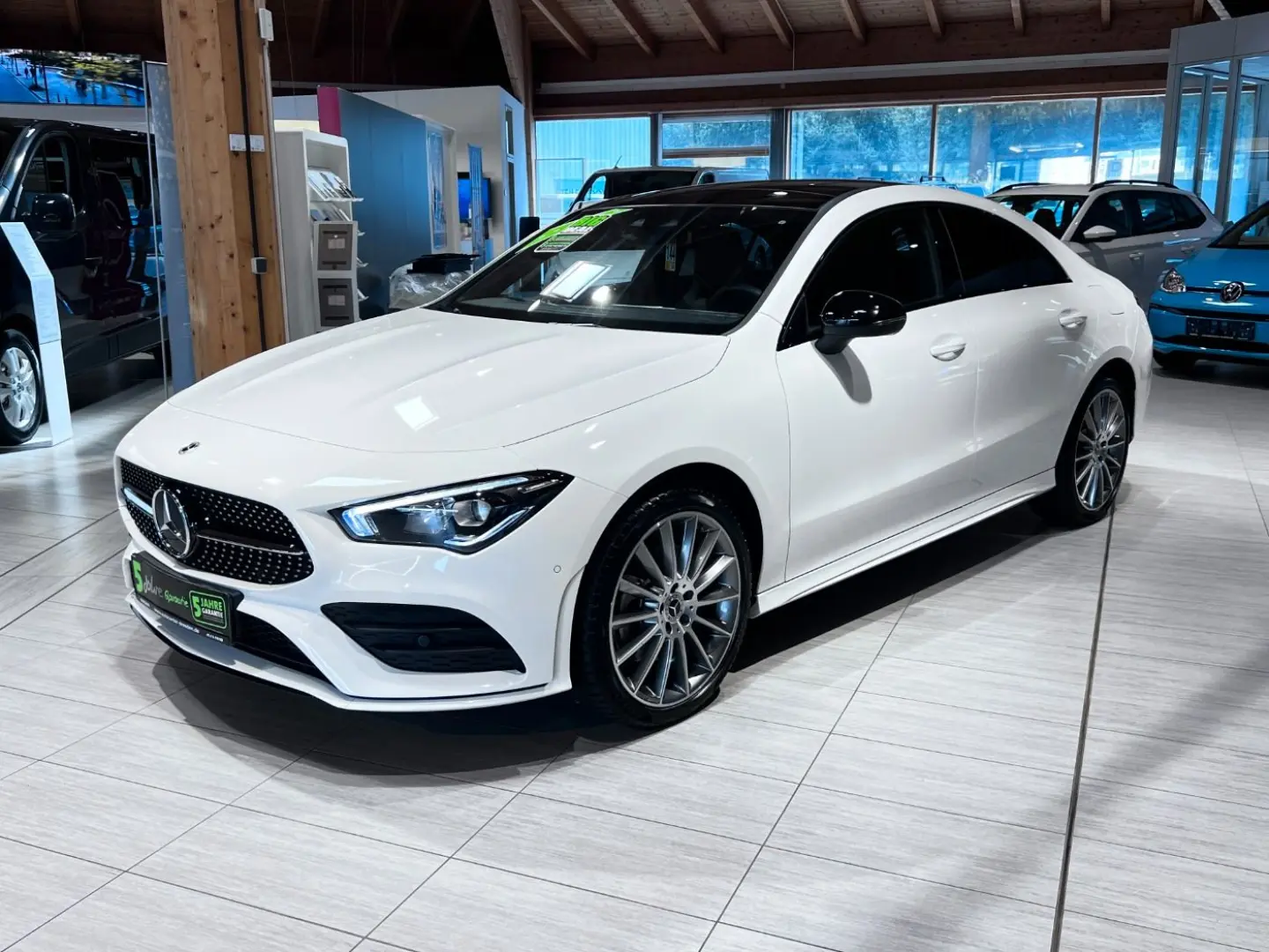 CLA 250 e AMG Line LED+Pano+SR&WR+Navi+SHZ