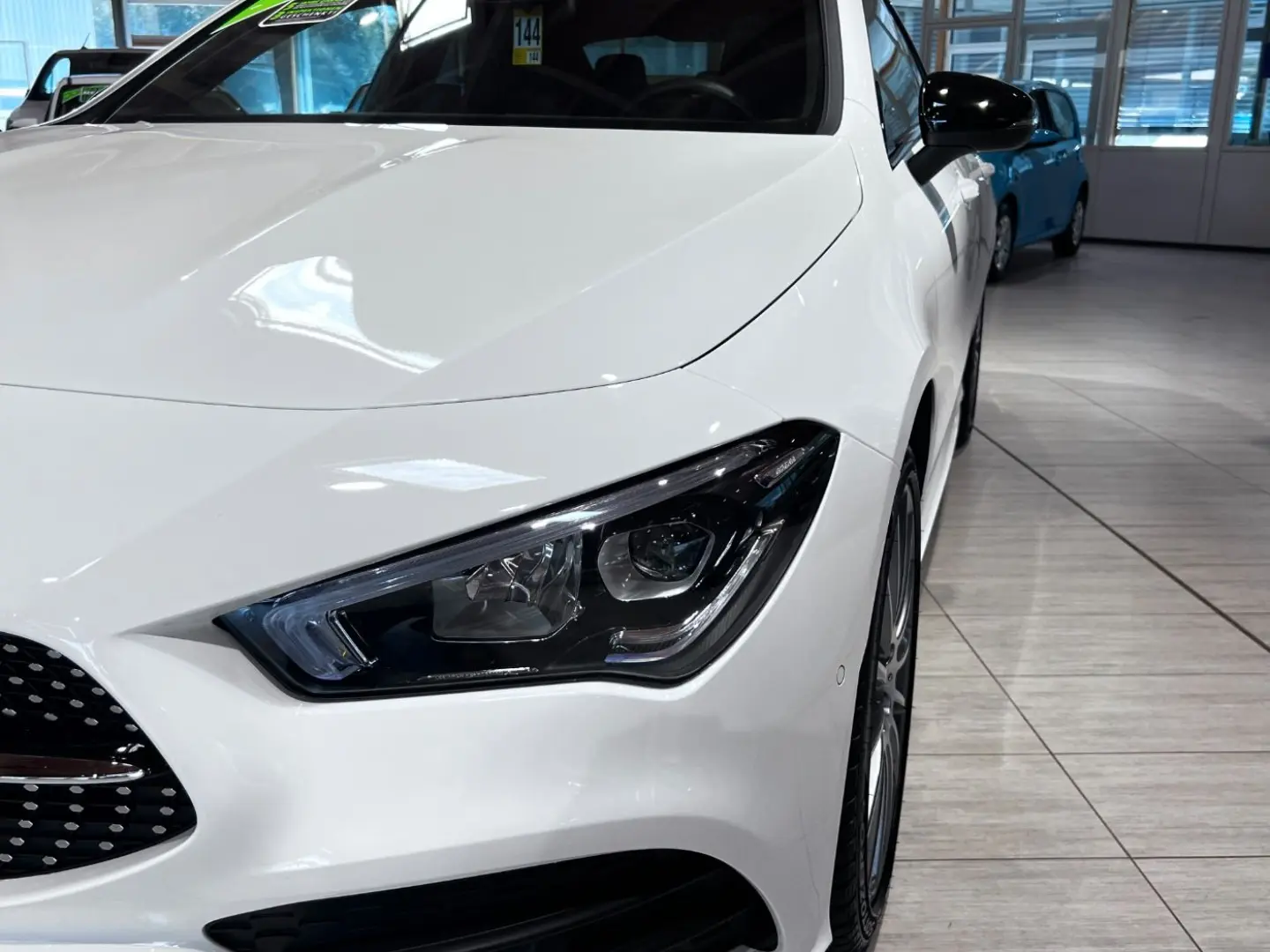 CLA 250 e AMG Line LED+Pano+SR&WR+Navi+SHZ