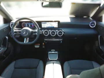 CLA 200 d *AMG*Ambi*RKam*Distr*Mbeam*MBUX*KeyGo*