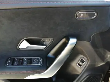 CLA 200 d *AMG*Ambi*RKam*Distr*Mbeam*MBUX*KeyGo*