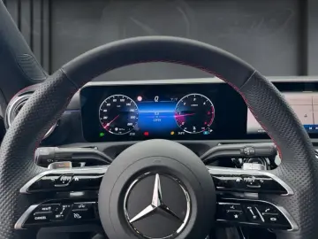 CLA 200 d Coupé AMG, MBEAM, KAMERA, AMBIE., AHK