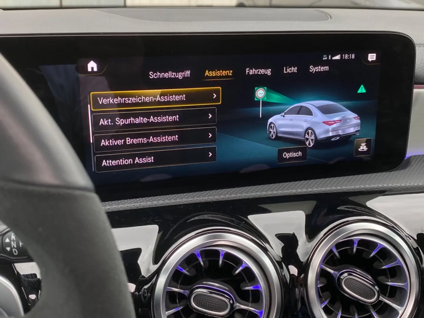 CLA250e AMG Pano_SitzKlima_Burmester_360_Leder_