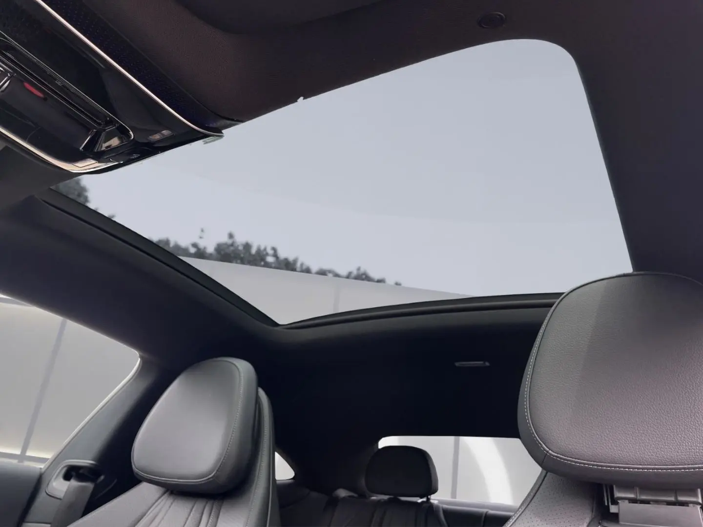 CLE 300 4M AMG NIGHT DIGITAL PANO DISTR BURM 360