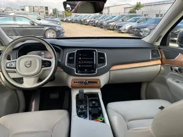 XC90 T8 AWD PHEV*Keyless*7sitze