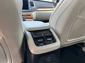 XC90 T8 AWD PHEV*Keyless*7sitze