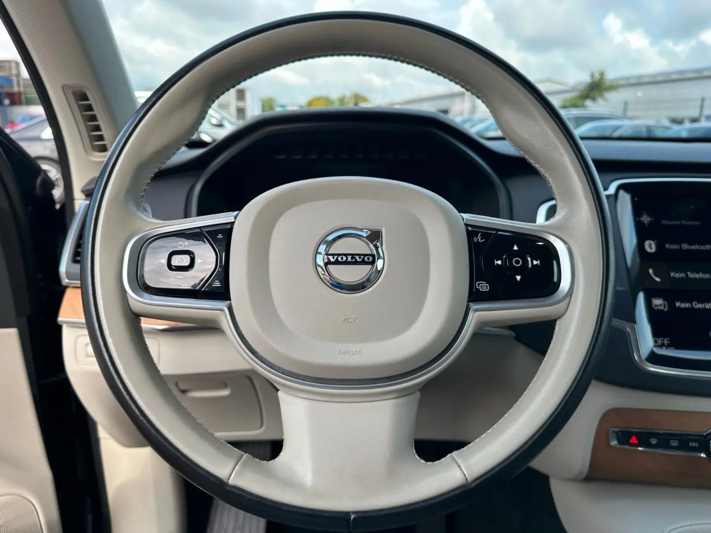 XC90 T8 AWD PHEV*Keyless*7sitze