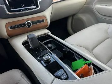 XC90 T8 AWD PHEV*Keyless*7sitze
