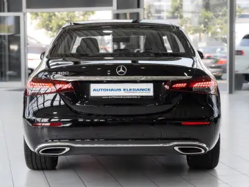 E 300 Lim. Avantgarde*MULTIBEAM*LEDER*NAVI*SHD*