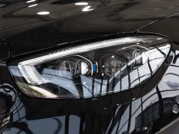E 300 Lim. Avantgarde*MULTIBEAM*LEDER*NAVI*SHD*