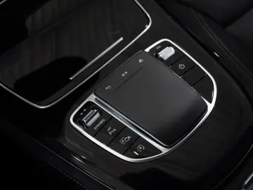 E 300 Lim. Avantgarde*MULTIBEAM*LEDER*NAVI*SHD*