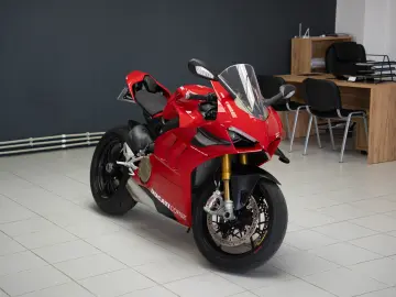 Ducati Panigale V4S
