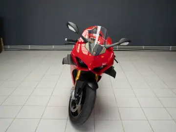 Ducati Panigale V4S