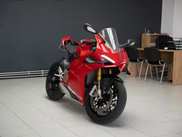Ducati Panigale V4S