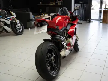 Ducati Panigale V4S