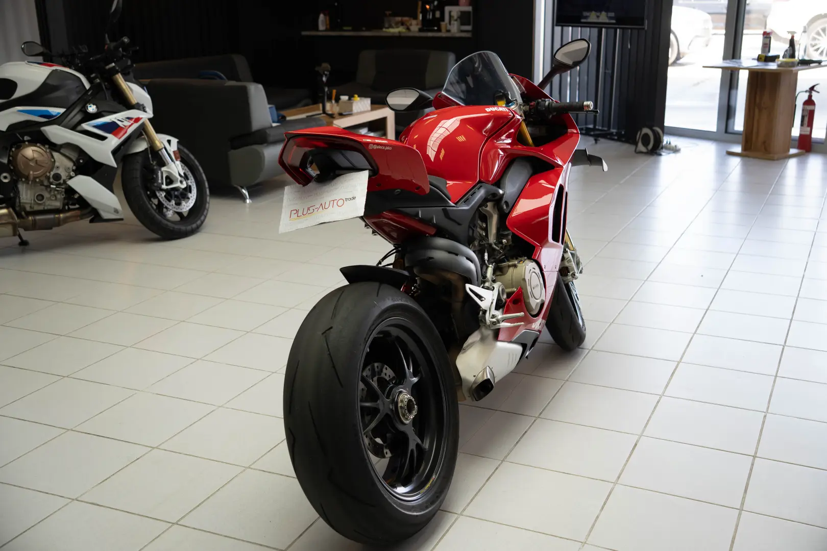 Ducati Panigale V4S