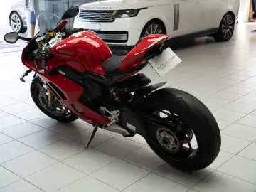 Ducati Panigale V4S