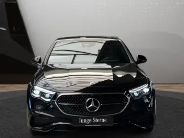 Mercedes-Benz E 300 și AMG Prem NIGHT 20  Bur4D