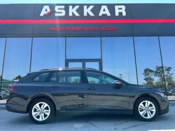 Volkswagen Golf Variant 1.0 eTSI OPF DSG Life