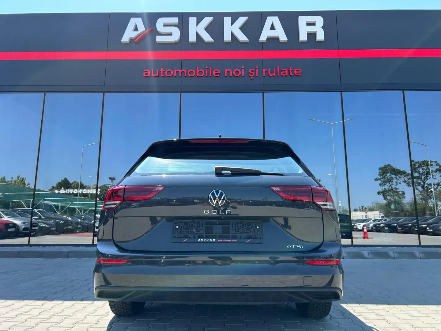 Volkswagen Golf Variant 1.0 eTSI OPF DSG Life