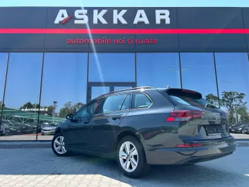 Volkswagen Golf Variant 1.0 eTSI OPF DSG Life