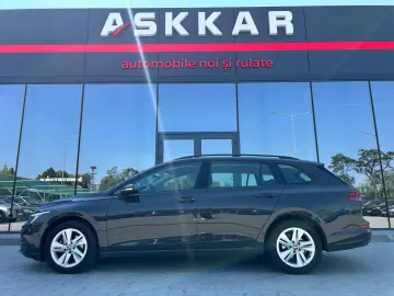 Volkswagen Golf Variant 1.0 eTSI OPF DSG Life