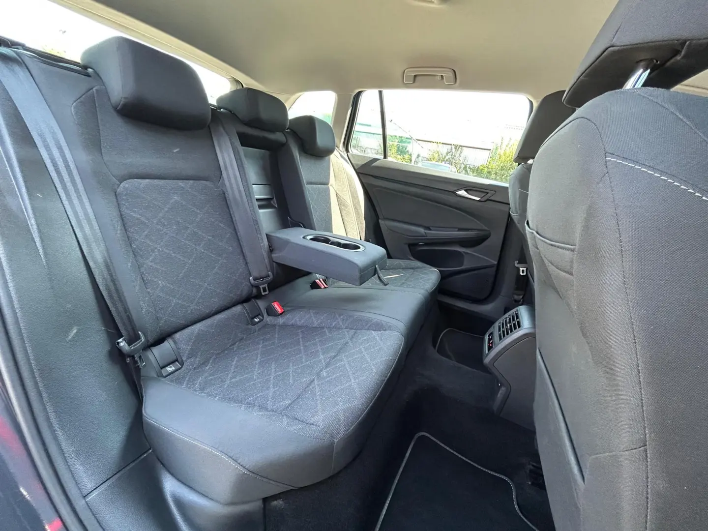 Volkswagen Golf Variant 1.0 eTSI OPF DSG Life