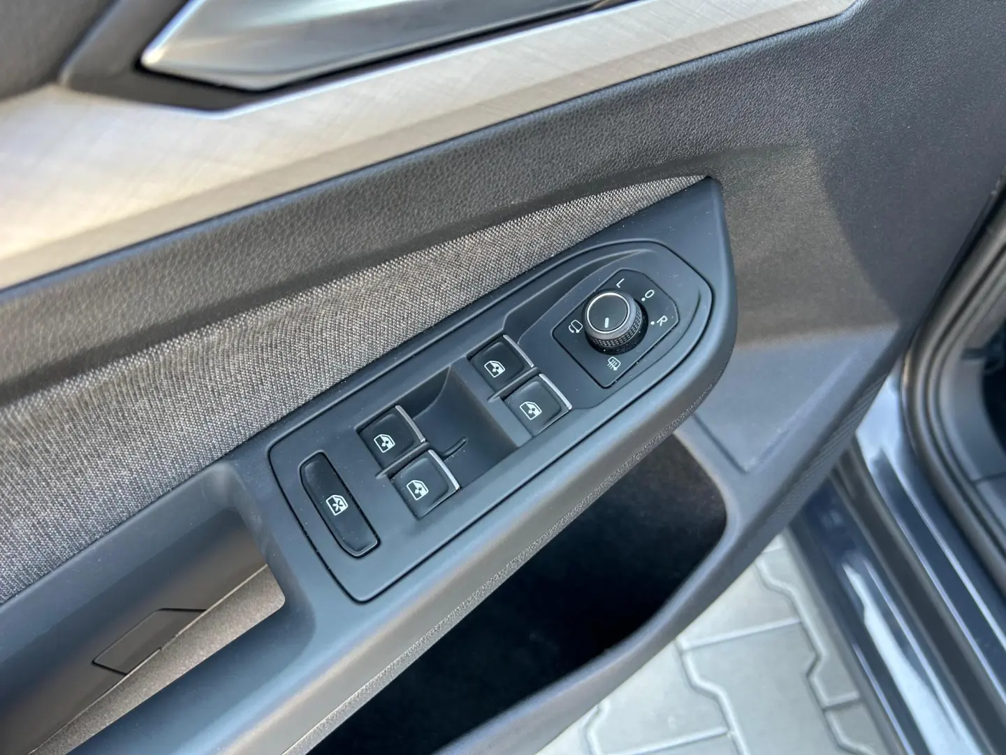 Volkswagen Golf Variant 1.0 eTSI OPF DSG Life